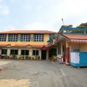 Resort Dream Land Hill Residency
