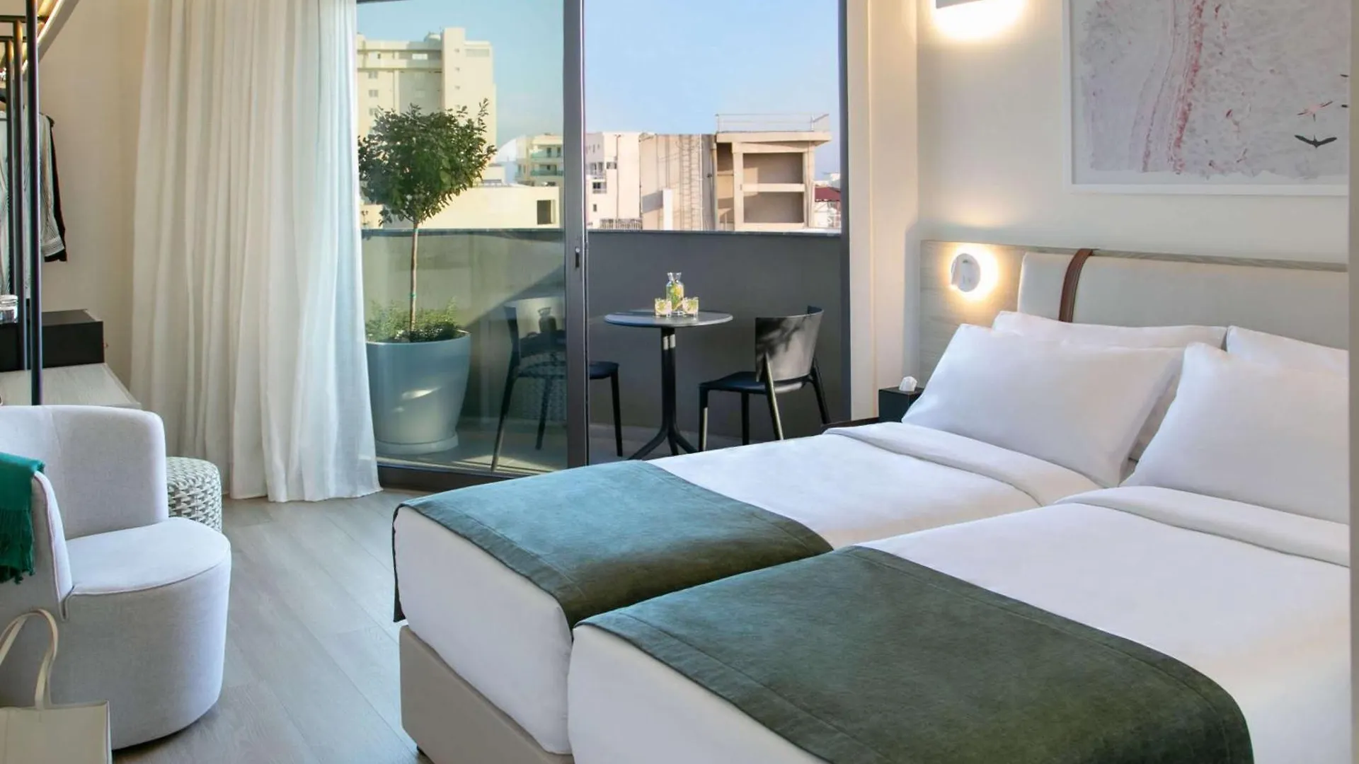 Mercure Larnaca City