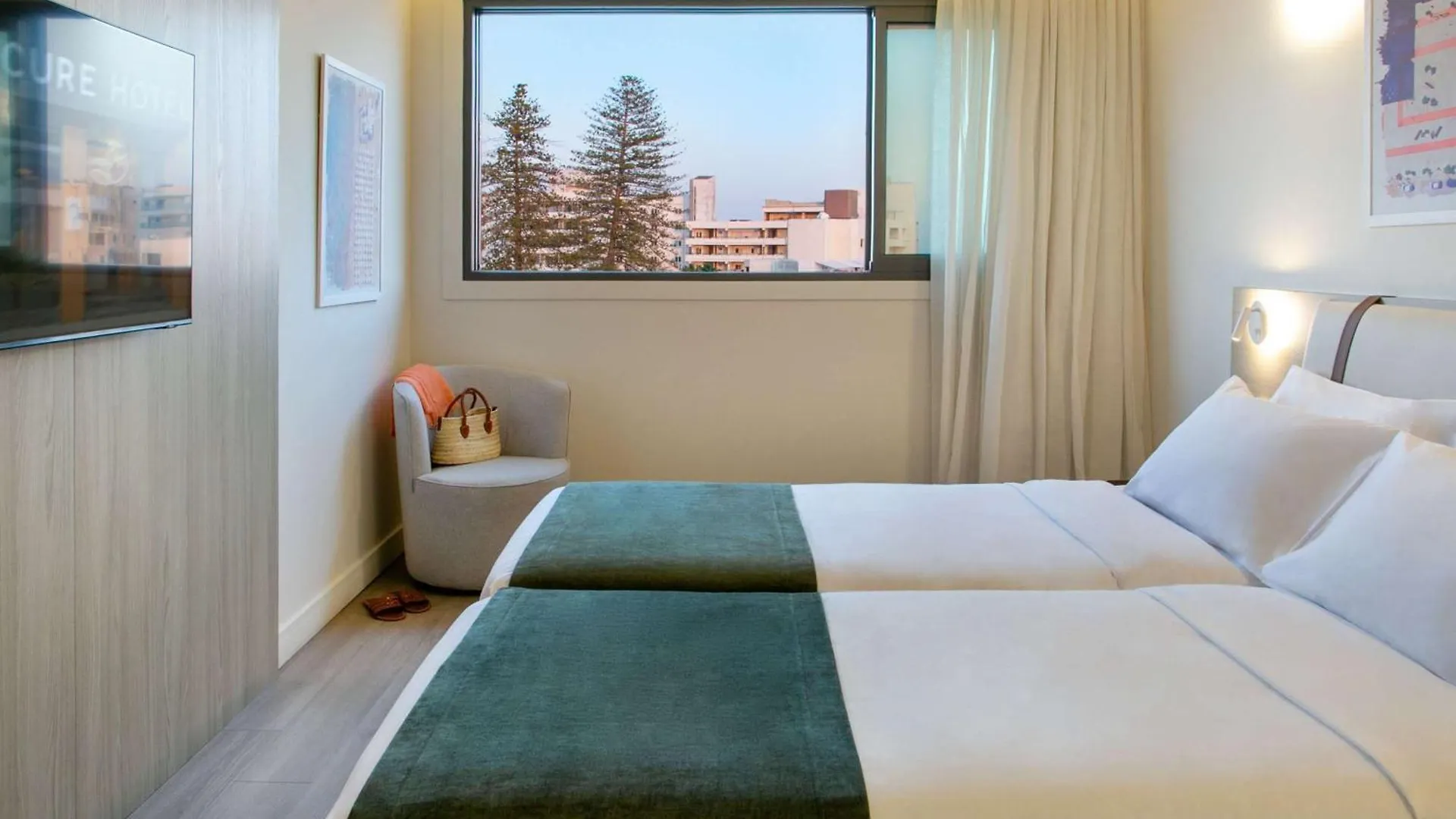 Mercure Larnaca City 3*,  Cyprus