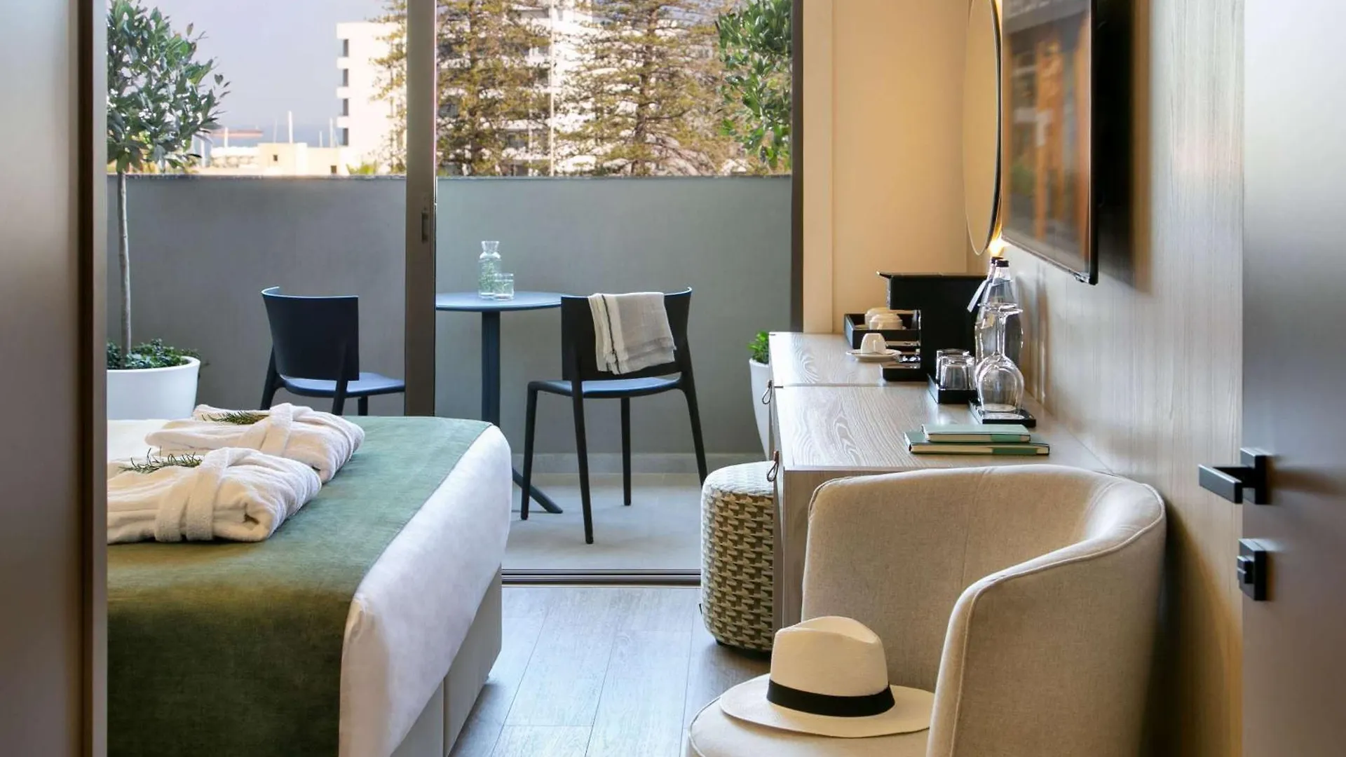 Mercure Larnaca City Hotel